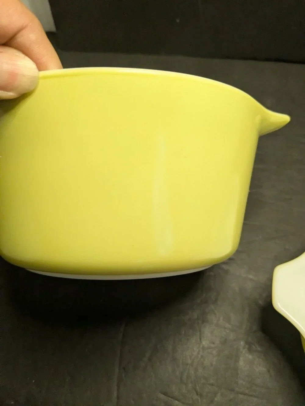 Vintage Pyrex Yellow & Green Casserole Dishes Lot Of 2 - 471 1 PT & 473 1 QT Wit